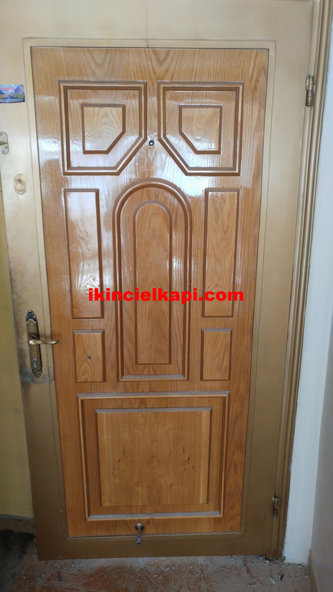 Klasik tip cilalı ahşap oda kapısı 160 TL Klasik tip cilalı ahşap oda kapısı 160 TL