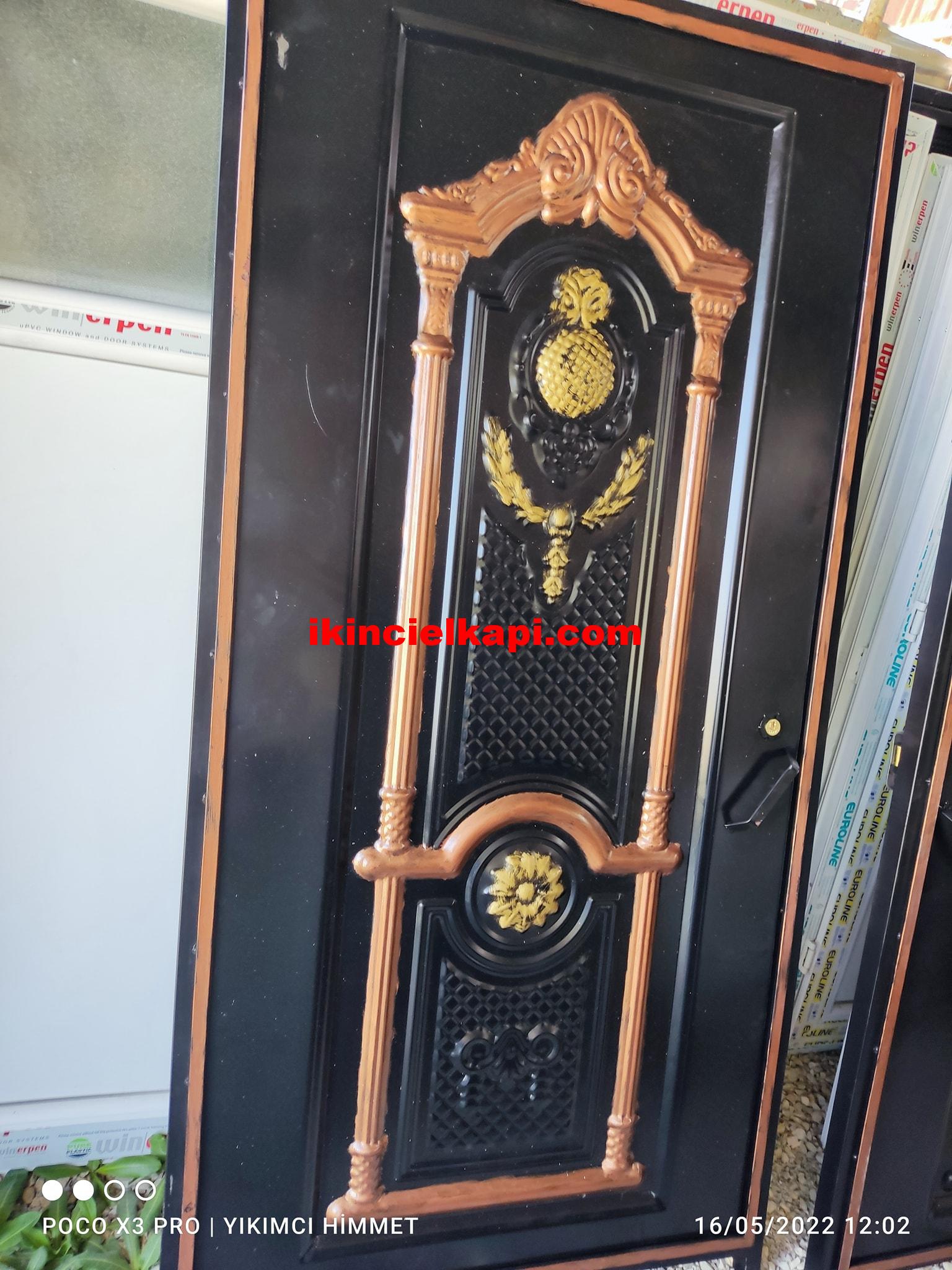 Kullanılmış apartman kapısı ikinci el anca kaliteli malzemeden imal edildi Kullanılmış apartman kapısı ikinci el anca kaliteli malzemeden imal edildi