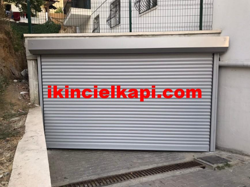 Otomatik garaj kapısı sıfır ayarında yeni söküldü Otomatik garaj kapısı sıfır ayarında yeni söküldü