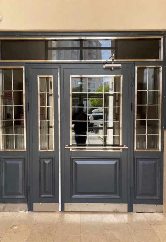 Villa için bina giriş kapısı 2500 TL 1 Villa için bina giriş kapısı