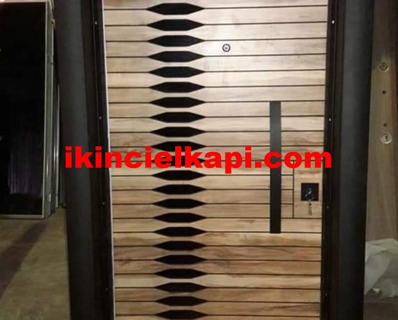 Şık çelik kapı 5 adet var hepsi sıfıır gibi yeni Şık çelik kapı 5 adet var hepsi sıfıır gibi yeni