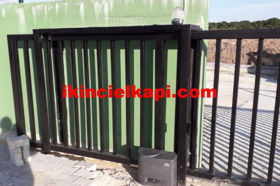 Yanar kayarlı motorlu otomatik bahçe kapısı 1300 TL 1 ikinci el otomatik bahçe kapısı