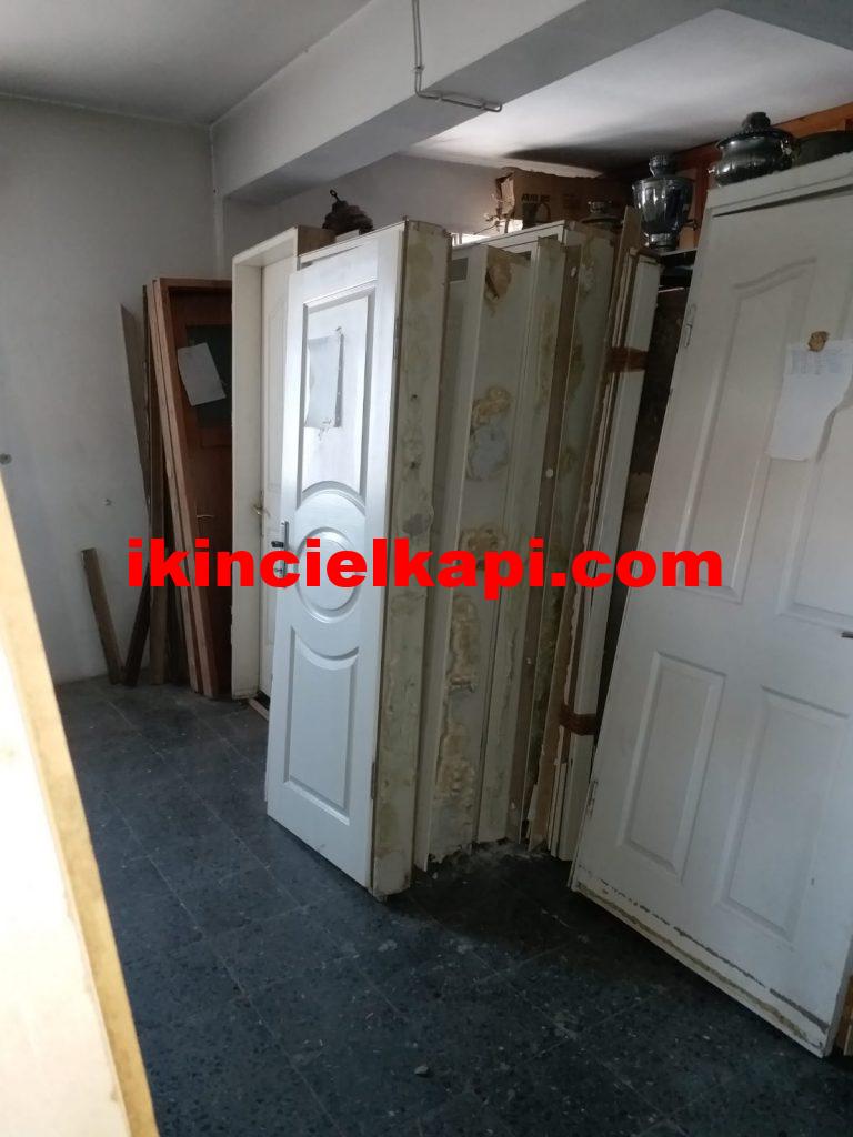 Amerikan kapılar hangi ağaçtan yapılır? ikinci el amerikan kapı hakkında yorumlar? 1 ikinci el amerikan kapi 2