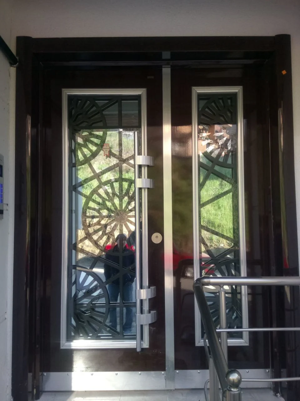 çıkma bina dış kapısı