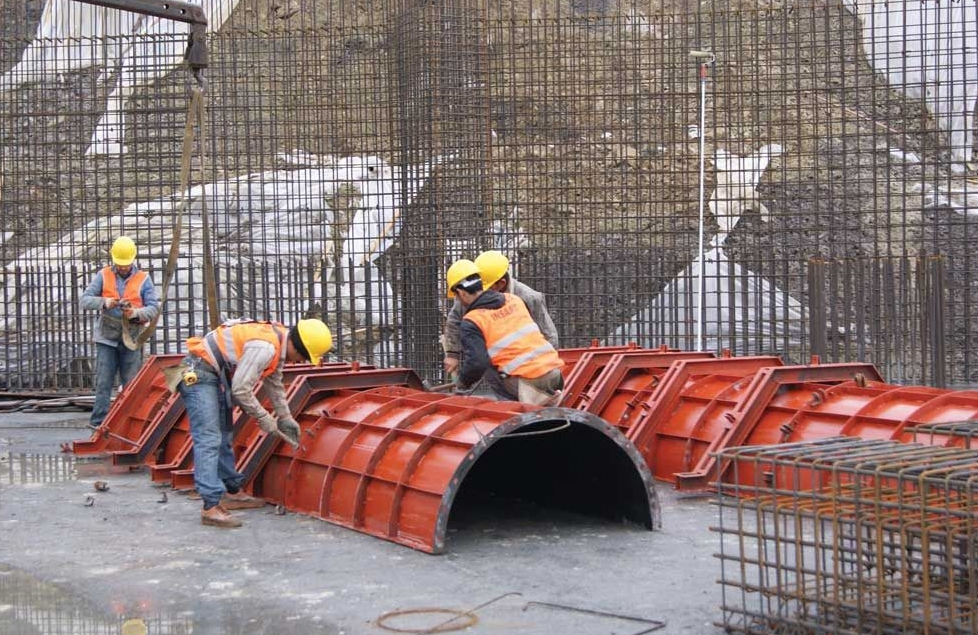 İkinci el yuvarlak kolon kalıbı çelik kalıp dairesel kalıplar İkinci el yuvarlak kolon kalıbı çelik kalıp dairesel kalıplar