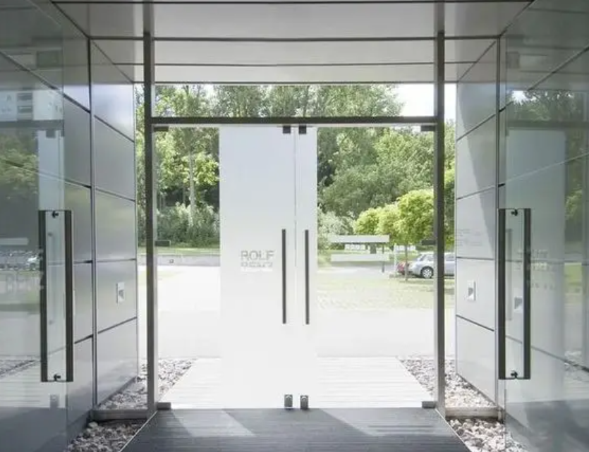 Çıkma sekurit mağaza camı! cam mağaza kapısı Çıkma sekurit mağaza camı! cam mağaza kapısı