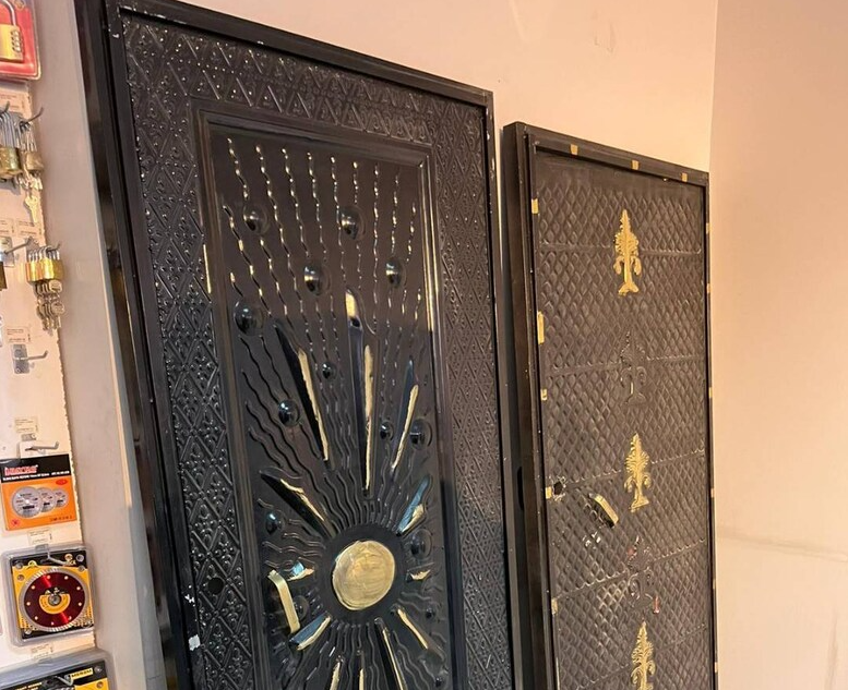 Çıkma Demir Kapı Ferforje Kapı Kömürlük Depo Bahçe Kapısı Çıkma Demir Kapı Ferforje Kapı Kömürlük Depo Bahçe Kapısı