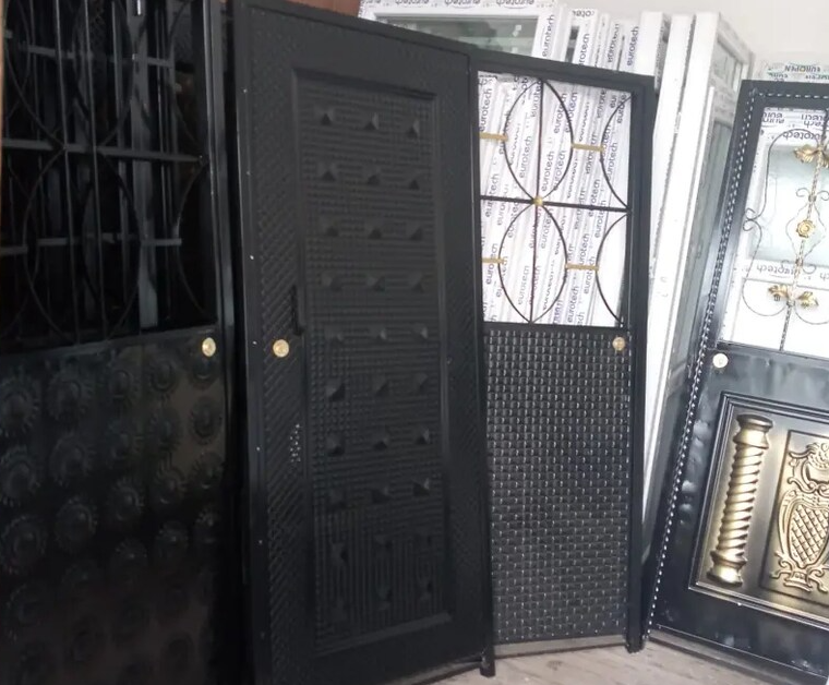 Çıkma demir kapı ferforje sağlam kapı Çok satan markaları uygun fiyata Çıkma demir kapı ferforje sağlam kapı Çok satan markaları uygun fiyata